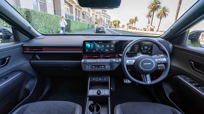 Кабіна Hyundai Kona Hybrid