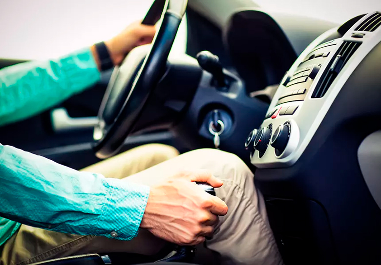 Поломка вибиває передачу