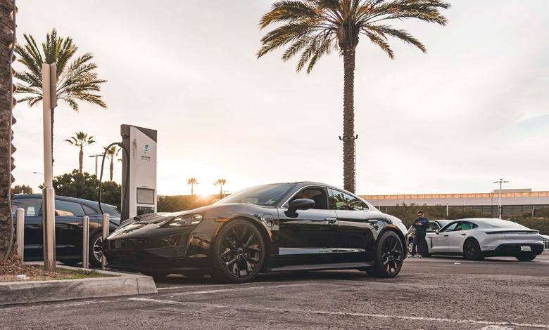 автомобіль Taycan